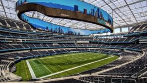 苏亚雷斯今夏告别马竞，挥泪告别绿茵场