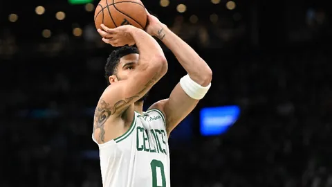 大乐透期号专家推荐：临场变动大，冲击连胜需警惕